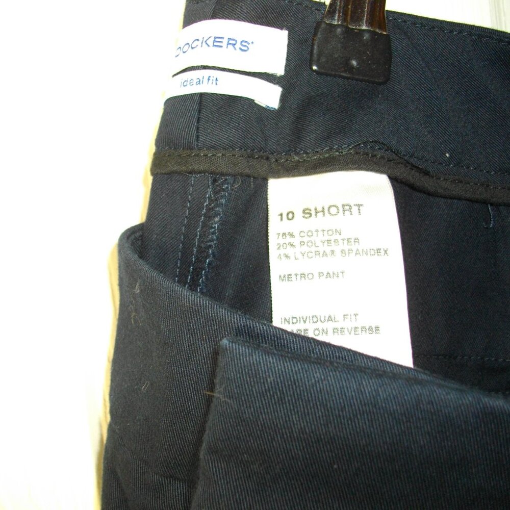 Women's Dockers navy blue Ideal Fit pants, 10short, new. - Picture 2 of 3